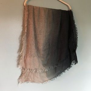 Tan to dark green scarf